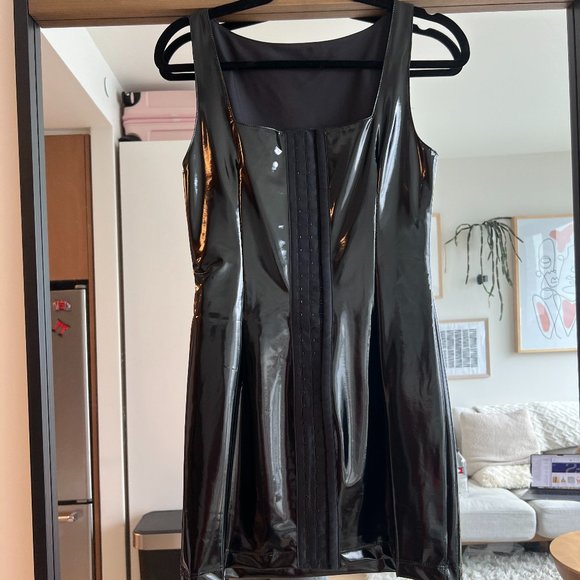 Cydnie Jordan Patent Mini Dress in Black - Picture 5 of 10